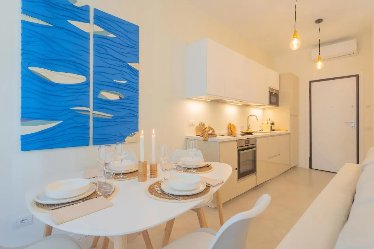 Enchanted Como Lake - City Apartment 2 By Rent All Como