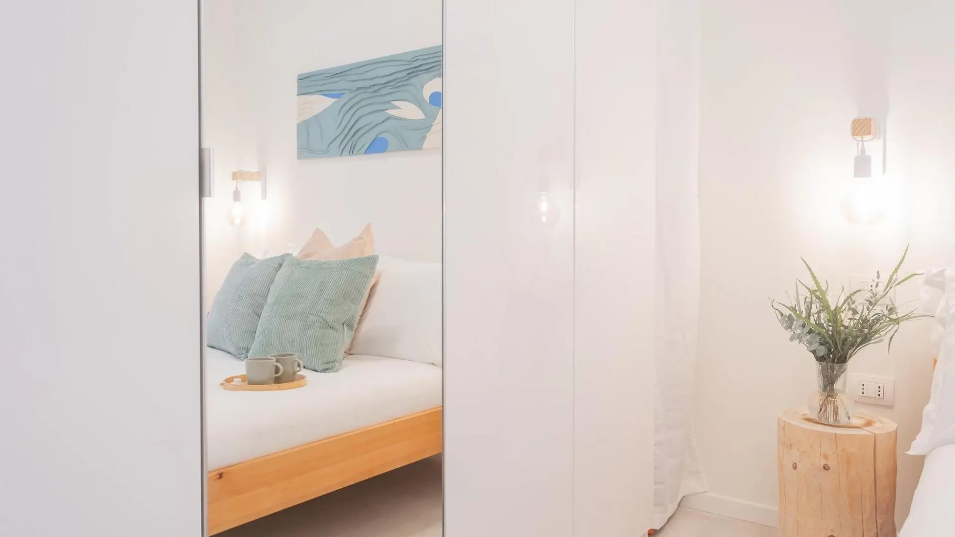 Enchanted Como Lake - City Apartment 2 By Rent All Como İtalya
